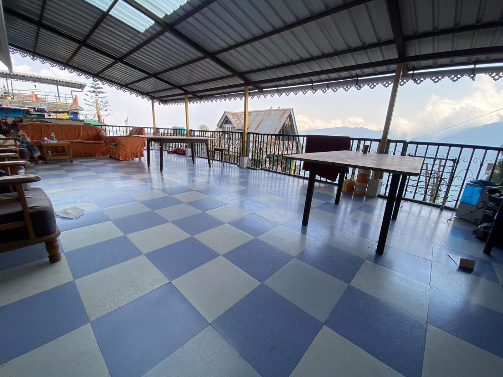 Backpackers Hub Hostel Νταρτζίλινγκ Εξωτερικό φωτογραφία
